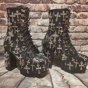 Goth, Emo, Punk Gothic Crosses Black Platform Boots Size 7, 8, 9